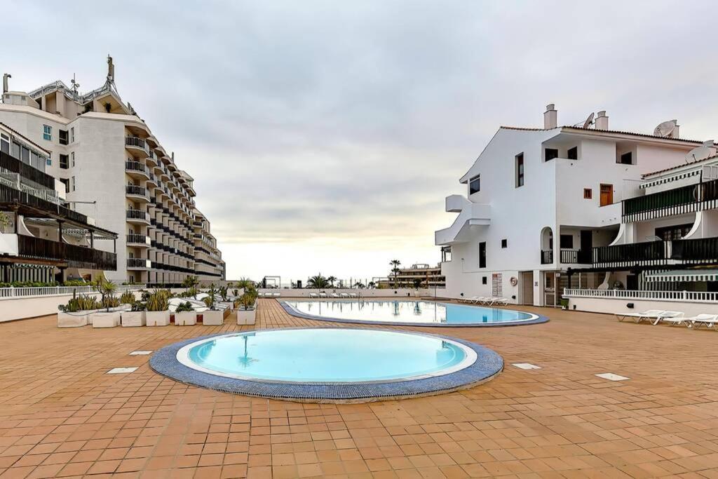 Modern Apartment In Parque Royal I, Playa Fanabe Адехе Екстериор снимка