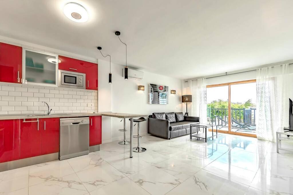 Modern Apartment In Parque Royal I, Playa Fanabe Адехе Екстериор снимка