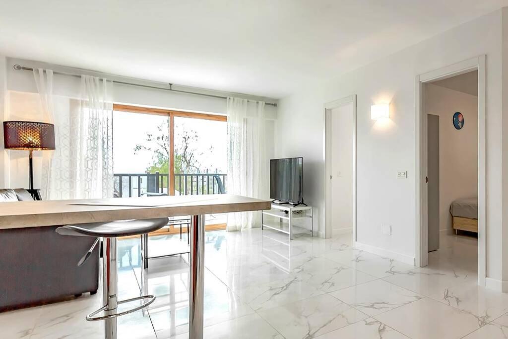 Modern Apartment In Parque Royal I, Playa Fanabe Адехе Екстериор снимка