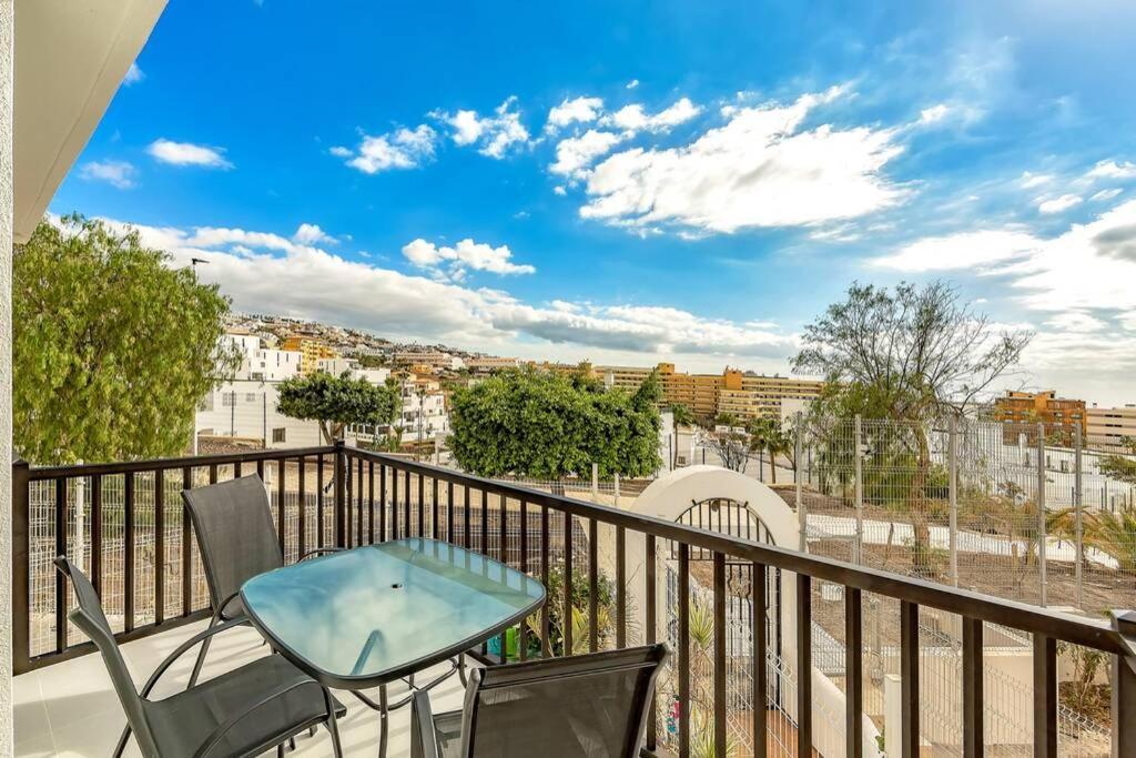 Modern Apartment In Parque Royal I, Playa Fanabe Адехе Екстериор снимка