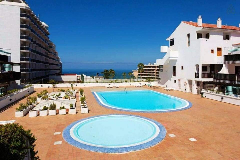 Modern Apartment In Parque Royal I, Playa Fanabe Адехе Екстериор снимка